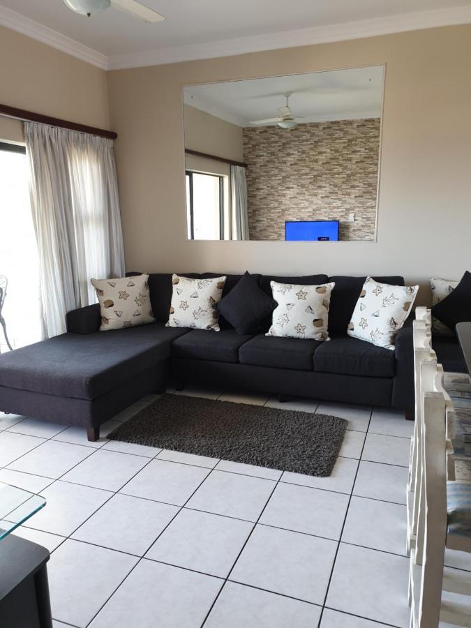 Topanga Holiday Home Uvongo Beach Luaran gambar
